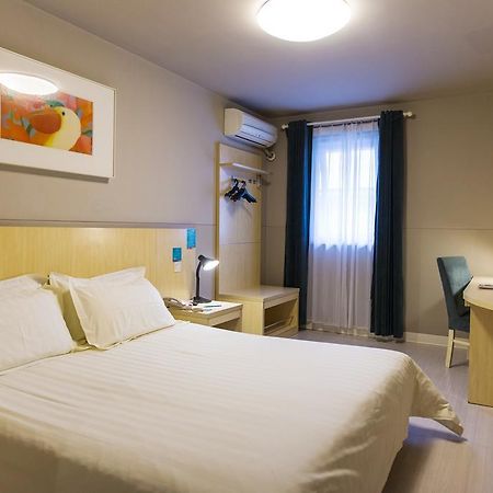 Jingjiang Inn Shanghai Jiading Chengzhong Road Exterior foto